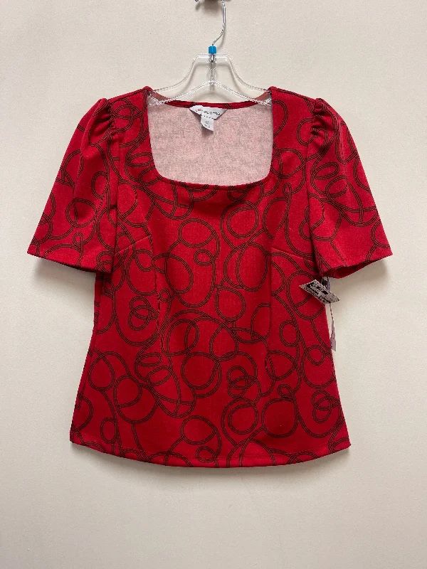 Top Short Sleeve By Liz Claiborne In Black & Red, Size: Xs